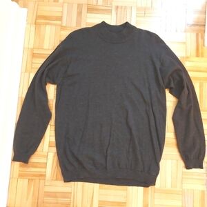 Mantles wool sweater size L